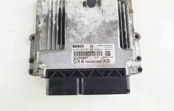 Suzuki SX4 S-Cross Engine control unit/module 0281019351