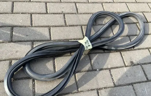 Audi Q5 SQ5 Front door rubber seal 80A831721C 80A831721 80A831721A