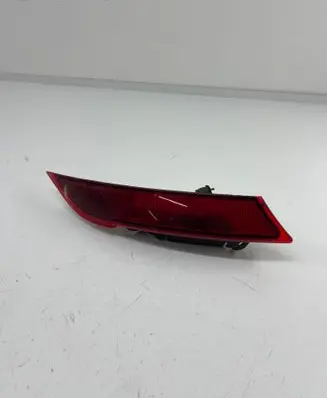 Land Rover Discovery 5 Rear bumper light 