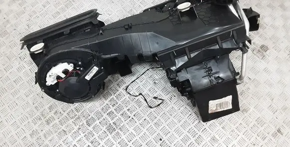 Mercedes-Benz GLE AMG (W166 - C292) Heater fan/blower A1668304060