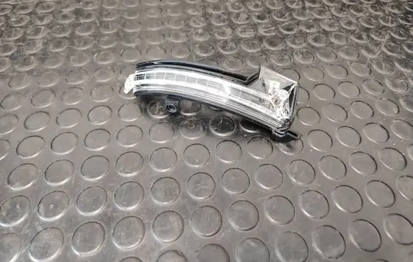 Skoda Kamiq Mirror indicator light 654949102
