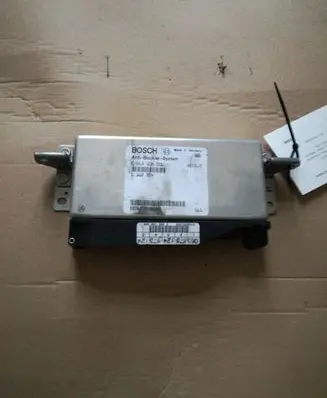 BMW 5 E39 Engine control unit/module 0265108006