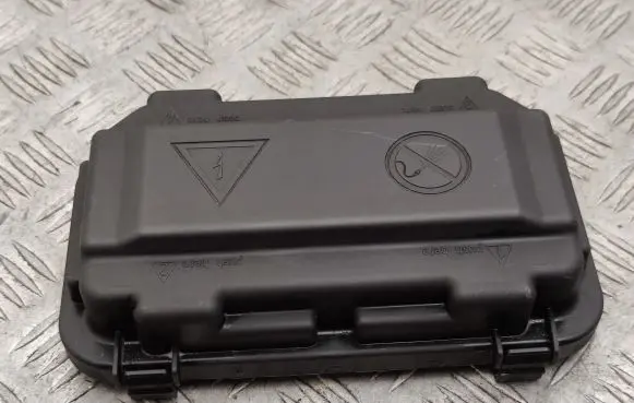 BMW 3 F30 F35 F31 Fuse box cover 9224872 61149224872