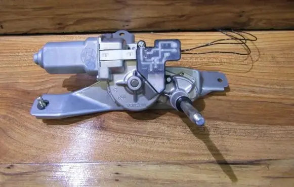 Mazda 2 Rear window wiper motor