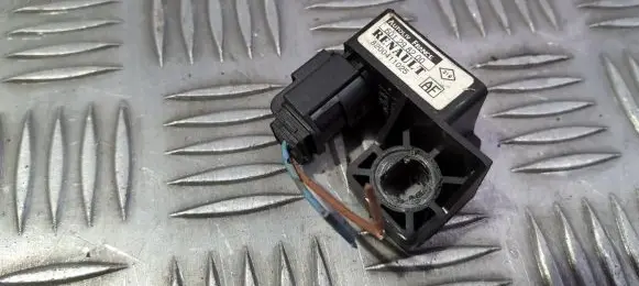 Renault Scenic II - Grand scenic II Airbag deployment crash/impact sensor 601298200 8200411025