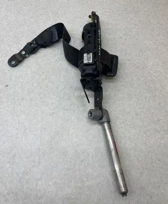 Volvo XC70 Front seatbelt 6075637L0A 0511180064