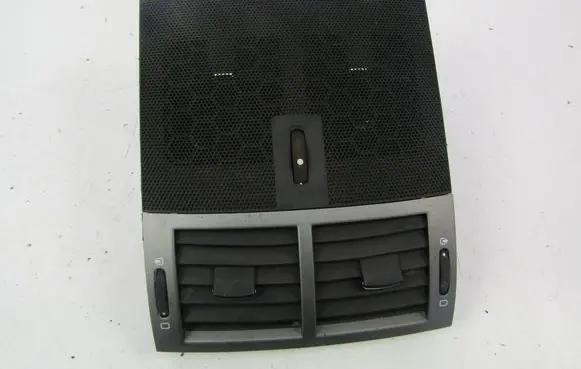 Peugeot 407 Dash center air vent grill 