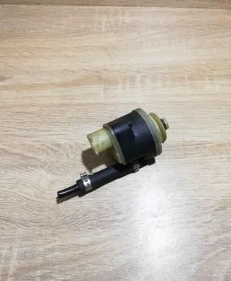 BMW X5 F15 Fuel injection high pressure pump 8572525
