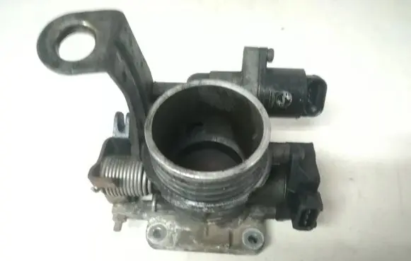 Renault Scenic I Throttle valve 7700861679j