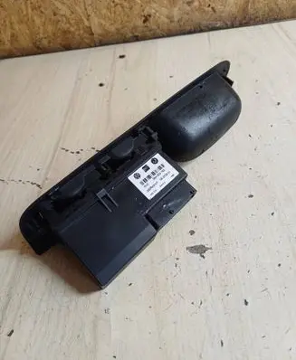 Volkswagen PASSAT B5 Electric window control switch 3B4959793 05073201