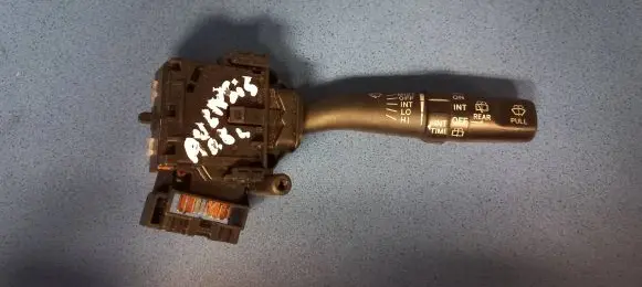 Toyota Avensis T250 Wiper control stalk 173799
