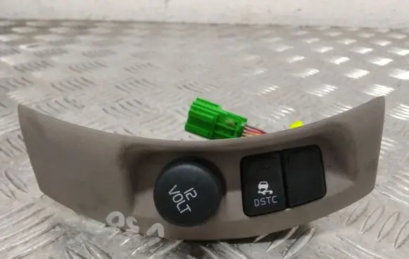 Volvo V50 Cigarette lighter 8686026
