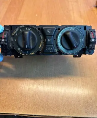 Mercedes-Benz SLK R170 Climate control unit 2108303185 9140010371