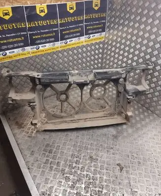 Volkswagen Golf III Radiator support slam panel 1H0805594