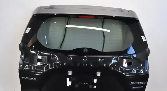 Suzuki SX4 S-Cross Tailgate/boot cover trim set 