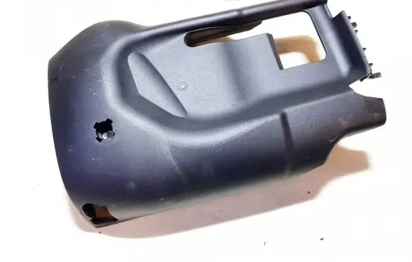 Ford Kuga I Steering wheel column trim