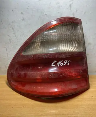 Mercedes-Benz E W210 Rear/tail lights A2108205364 C1695