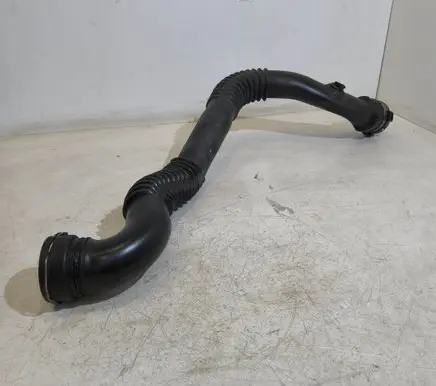 BMW 5 E60 E61 Intercooler hose/pipe 583000