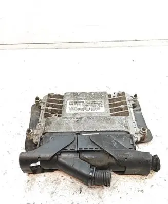 Chevrolet Cruze Engine control unit/module 25186182 AA377 0203125