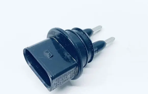 Volkswagen Golf VI Windshield washer fluid level sensor 7M0919376