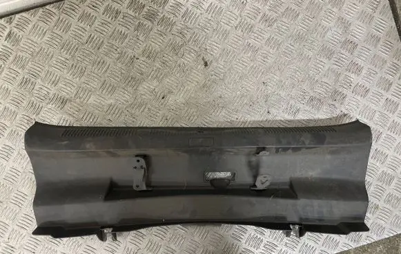 Skoda Octavia Mk2 (1Z) Trunk/boot sill cover protection Z5863459A