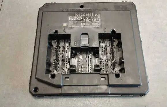Volkswagen Polo VI BSM Control unit 2Q0937089E 2Q0937089C A3C0988960400