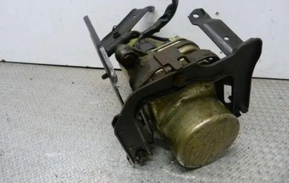 Ford C-MAX I Power steering pump 4M513K514BD