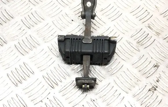 Toyota Avensis T250 Front door check strap stopper 