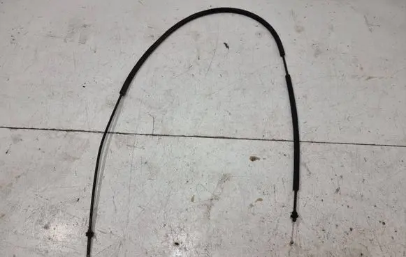 Volkswagen Touareg II Engine bonnet/hood lock release cable 