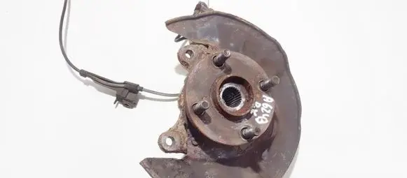 Toyota Corolla E120 E130 Front wheel hub