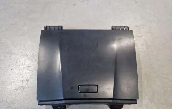 Isuzu D-Max Glove box lid/cover 