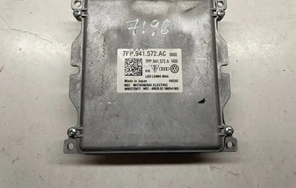 Volkswagen PASSAT B8 Headlight ballast module Xenon 7PP941572A 7PP941572AC