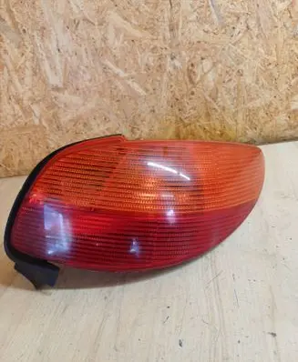 Peugeot 206 Rear/tail lights 11A115B
