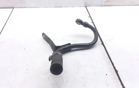 Volkswagen Touareg I Engine coolant pipe/hose 059121398B