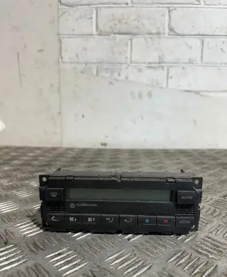 Volkswagen PASSAT B5 Climate control unit