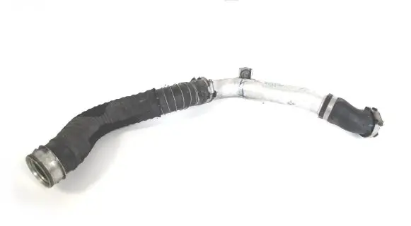 Audi Q7 4L Intercooler hose/pipe 7L8145942