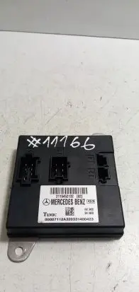 Mercedes-Benz E W211 Comfort/convenience module A2115452132 2115452132