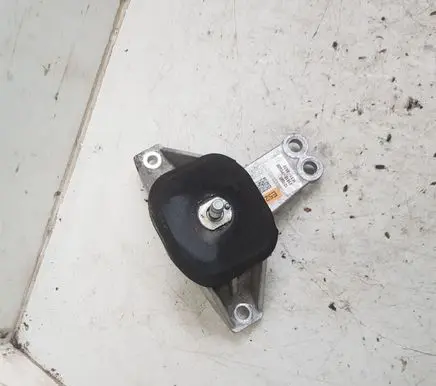 Hyundai Tucson IV NX4 Engine mount bracket 21810P0520