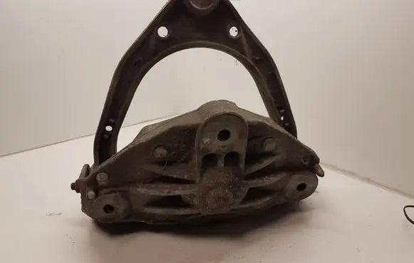 Audi Q7 4L Front lower control arm/wishbone 7L0407047B