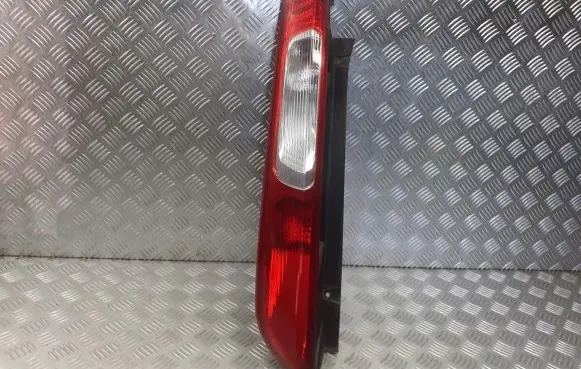 Ford Focus C-MAX Rear/tail lights 4M51-13405