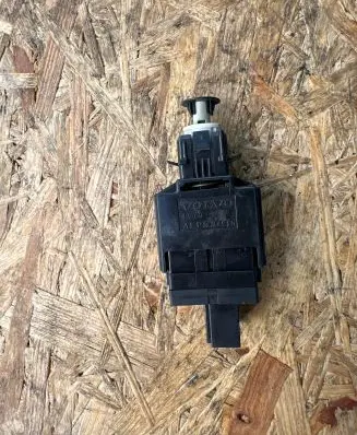 Volvo XC90 Brake pedal sensor switch 8622064