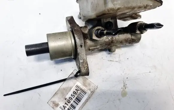 Ford Focus C-MAX Master brake cylinder 