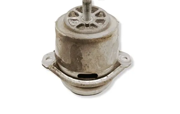 Porsche Cayenne (92A) Engine mount bracket 7P6199131D