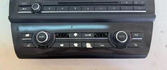 BMW 5 F10 F11 Climate control unit 16046610