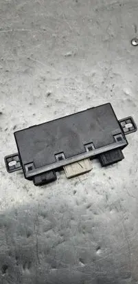 BMW 5 E39 Door control unit/module 6904251 05071754