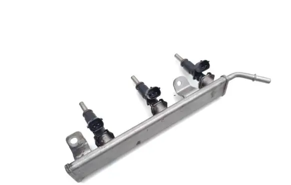 Dacia Sandero Fuel injectors set 166003188R