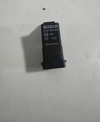 Glow plug pre-heat relay