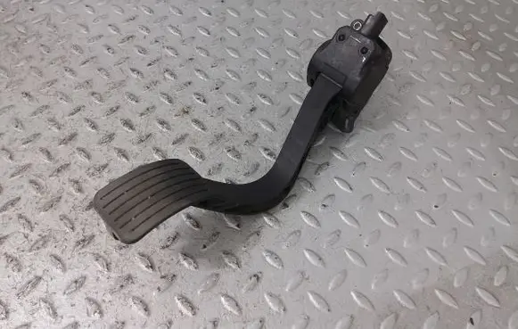 Citroen C4 I Picasso Accelerator throttle pedal 9654725380 0280755044
