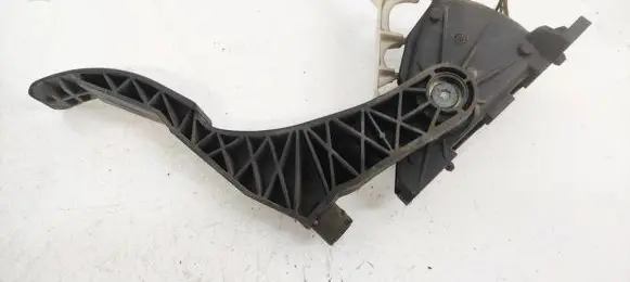Volkswagen Golf IV Accelerator throttle pedal 1J1721503H 6PV00777001