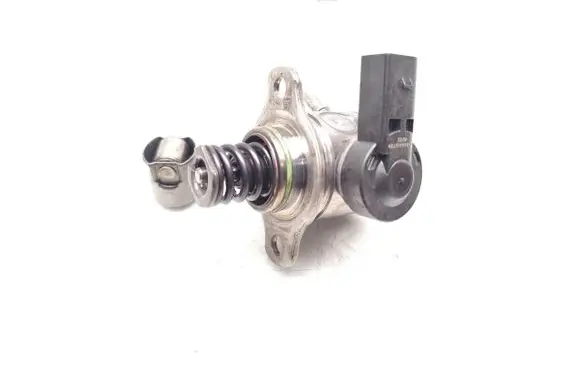 Volkswagen T-Roc Fuel injection high pressure pump 05E127027L